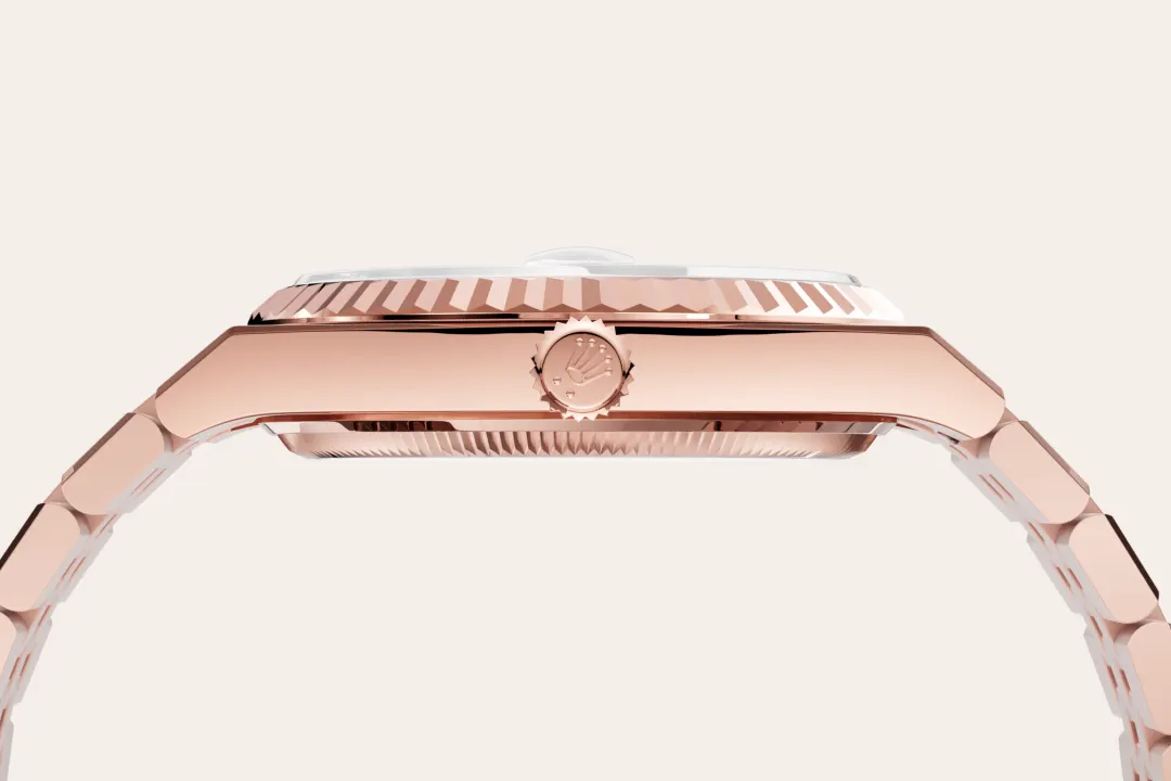 Rolex Land-Dweller in 18 ct Everose gold, M127235-0001 - NGG Timepieces Rolex Land-Dweller in 18 ct Everose gold, M127235-0001 - NGG Timepieces